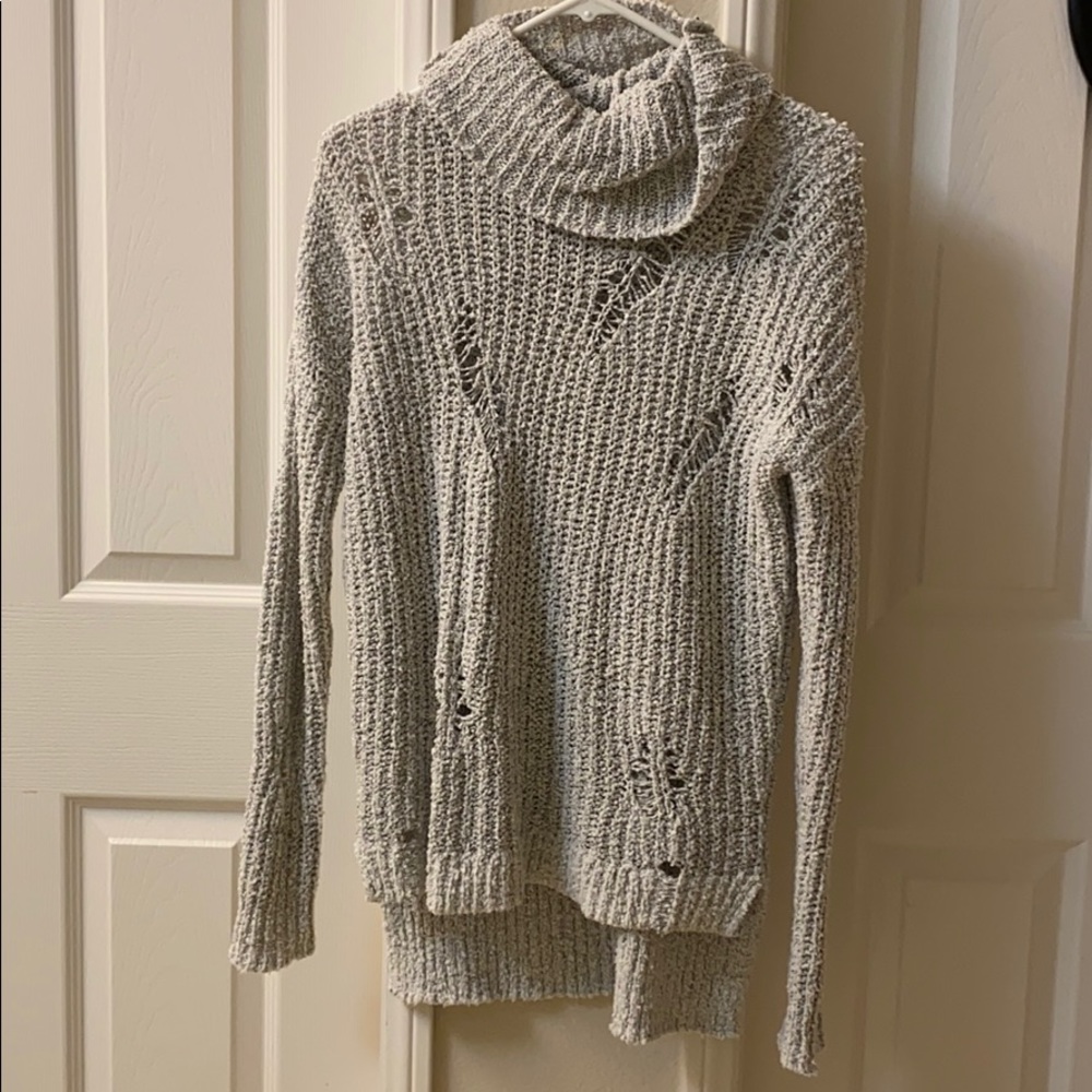 EXPRESS Turtle Neck Sweater